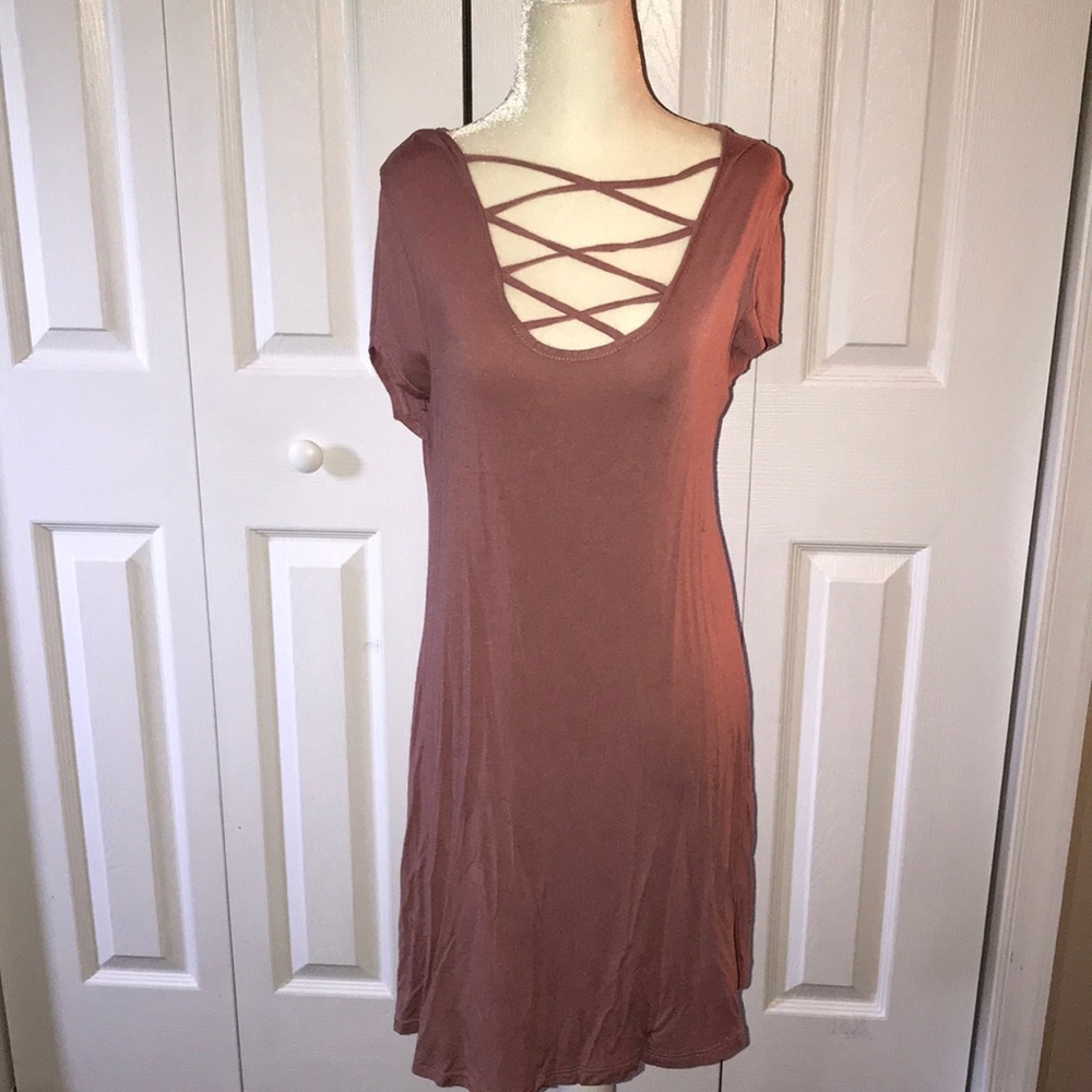 Super cute cut out dress!!